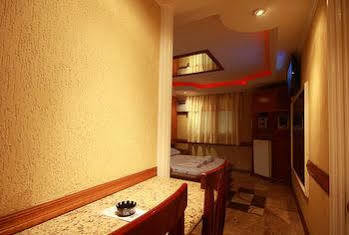 Delirius Motel (Adults Only) São Paulo Exterior photo
