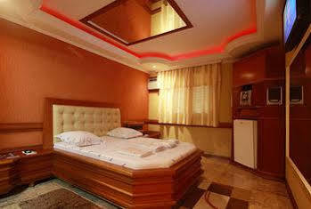 Delirius Motel (Adults Only) São Paulo Exterior photo